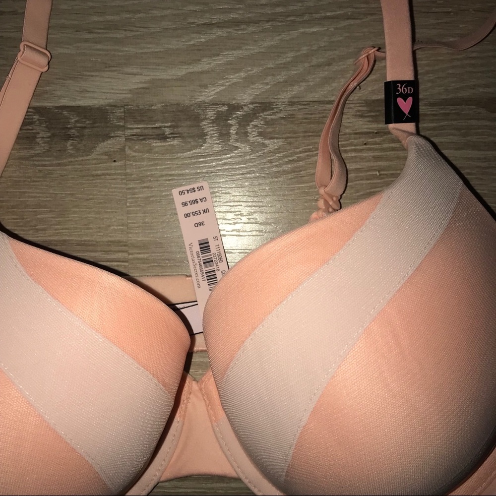 🏷 NWT VS Bra Size 36D